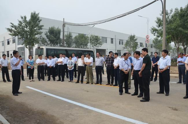 市、区观摩团到pp电子奥林匹斯之门科技产业园实地考察